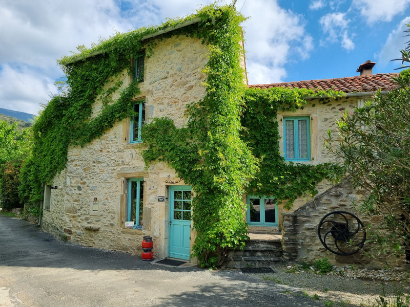 French property for sale in Prémian, Hérault - €599,000 - photo 1