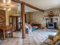 Maison à Alloue, Charente - photo 3