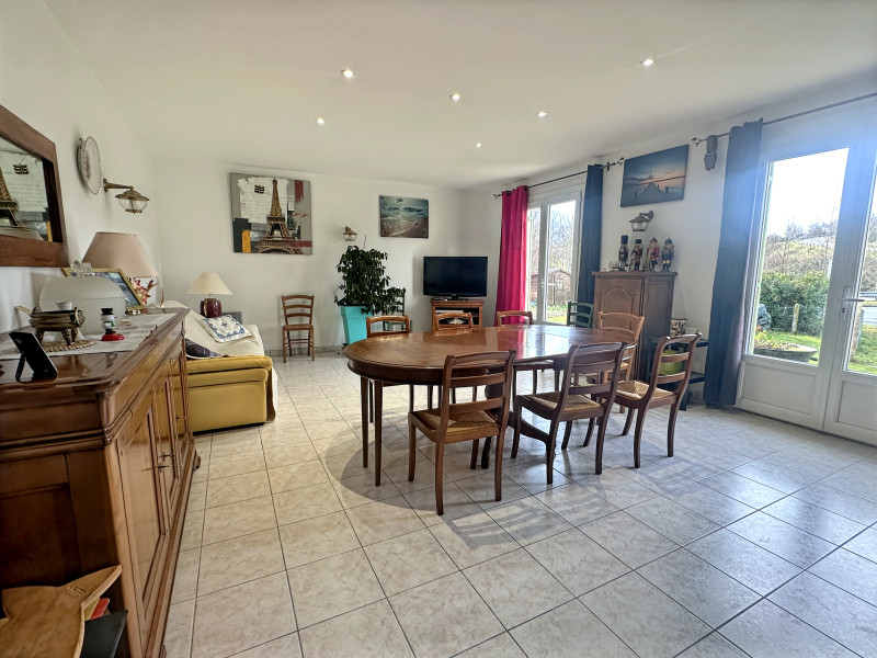 French property for sale in Ribérac, Dordogne - €199,800 - photo 2