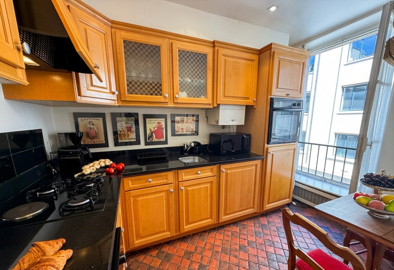 French property for sale in Paris 4e Arrondissement, Paris - €975,000 - photo 10