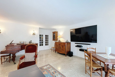 French property for sale in Nice, Alpes-Maritimes - €595,000 - photo 5