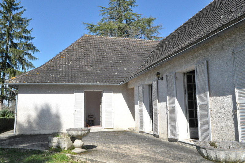 French property for sale in Brantôme en Périgord, Dordogne - €299,600 - photo 2
