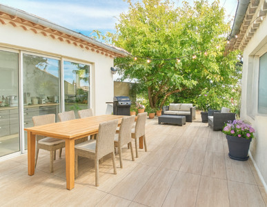 Maison à vendre à Roujan, Hérault, Languedoc-Roussillon, avec Leggett Immobilier