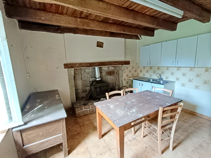 French property for sale in Auzances, Creuse - €99,000 - photo 8