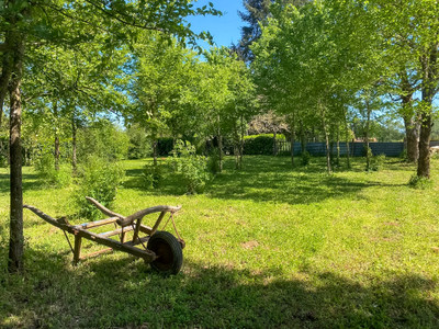 French property for sale in La Rochette, Charente - €109,000 - photo 2