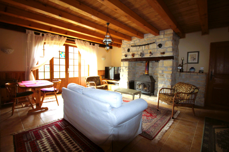 French property for sale in Nanteuil-en-Vallée, Charente - €136,250 - photo 1