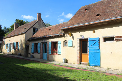 Maison à vendre à Lamnay, Sarthe, Pays de la Loire, avec Leggett Immobilier