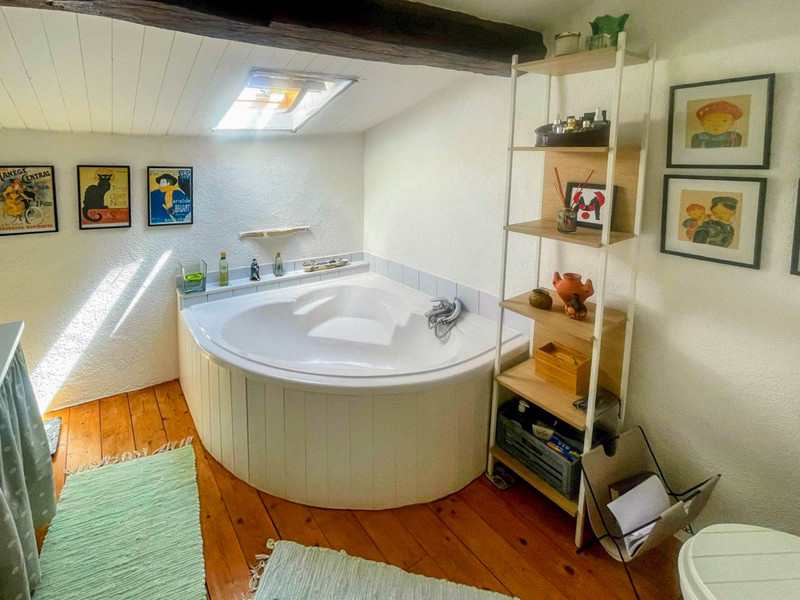 French property for sale in Chizé, Deux-Sèvres - €246,100 - photo 8