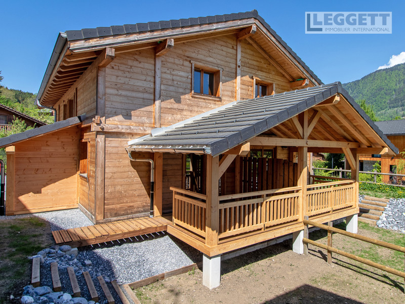 Ski property for sale in Morillon - €472,500 - photo 0