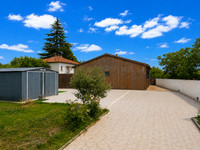 Propriété à vendre à Bazac, Charente - 224 000 € - photo n°10