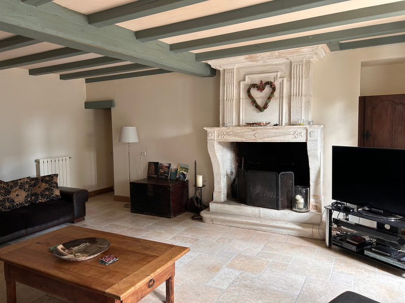 French property for sale in Lignières-Sonneville, Charente - €370,000 - photo 3