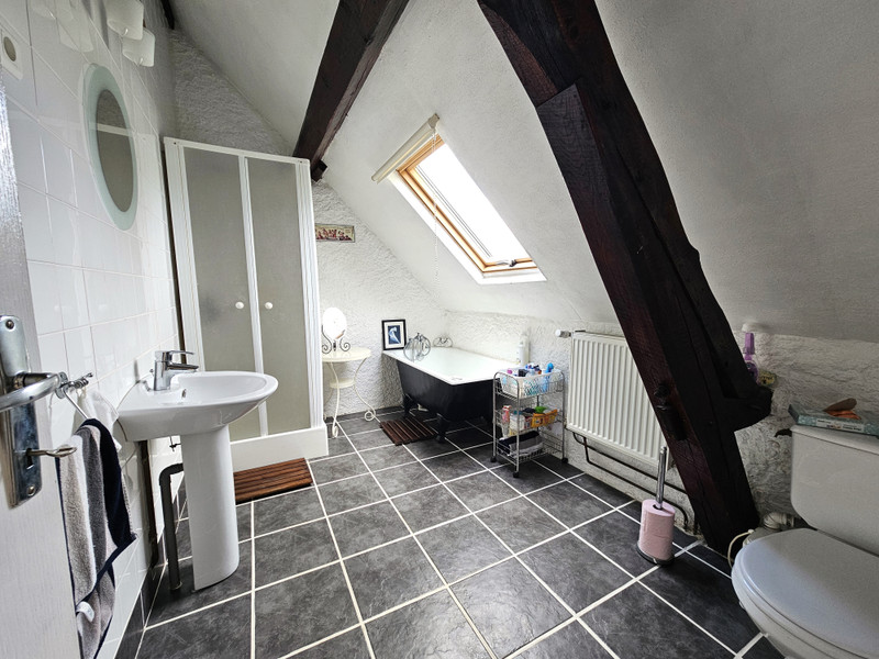 French property for sale in Commentry, Allier - €85,250 - photo 7