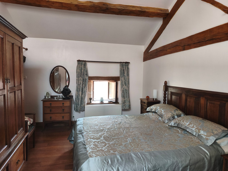 French property for sale in Valence-en-Poitou, Vienne - €249,000 - photo 2