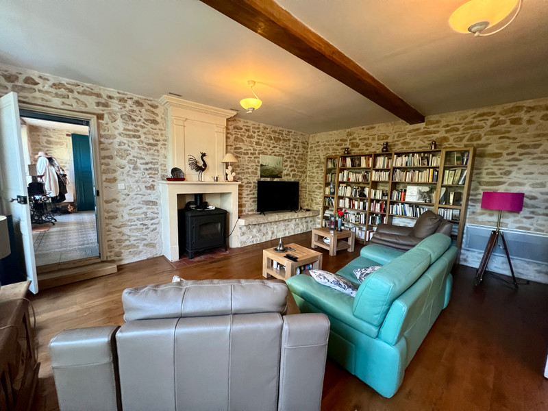 French property for sale in Torxé, Charente-Maritime - €487,600 - photo 5