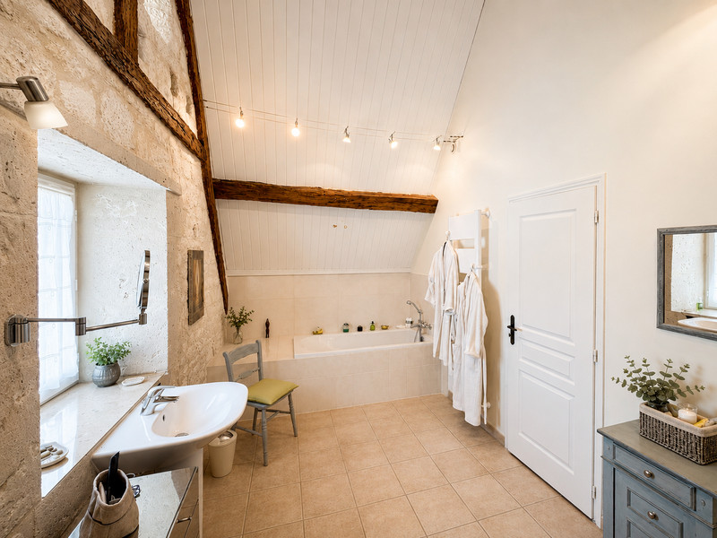 French property for sale in Montaut, Dordogne - €399,000 - photo 9