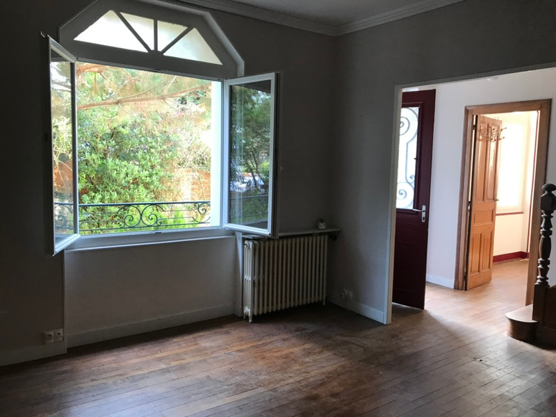 French property for sale in Angoulême, Charente - &#8364;238,500 - photo 4