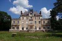 chateau for sale in Varennes-Vauzelles Nièvre Burgundy