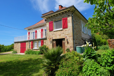 Maison à vendre à Queyssac-les-Vignes, Corrèze, Limousin, avec Leggett Immobilier