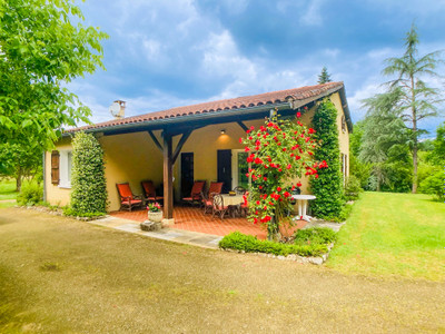 French property for sale in Sos, Lot-et-Garonne - €285,000 - photo 1