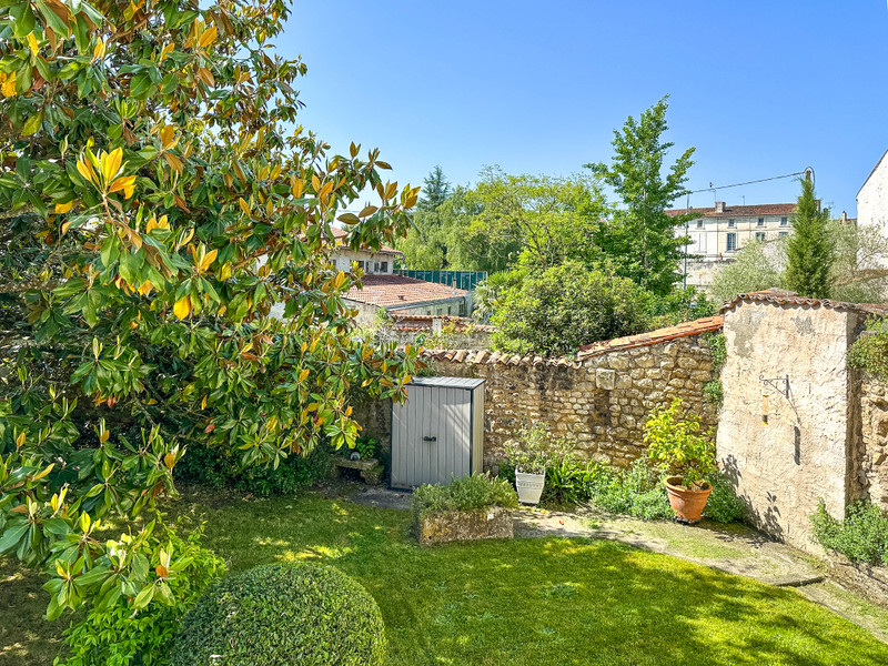 French property for sale in Saintes, Charente-Maritime - €269,000 - photo 9