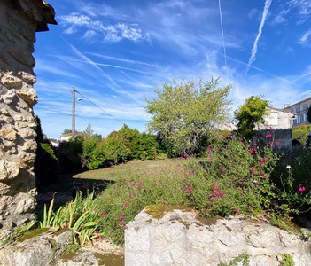 French property for sale in Gond-Pontouvre, Charente - €356,990 - photo 2