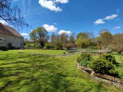 French property for sale in Lussac-les-Églises, Haute-Vienne - €147,150 - photo 3