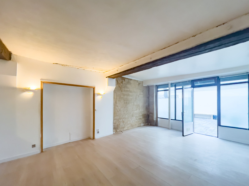 French property for sale in Paris 3e Arrondissement, Paris - €415,000 - photo 3