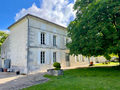 house for sale in Charente