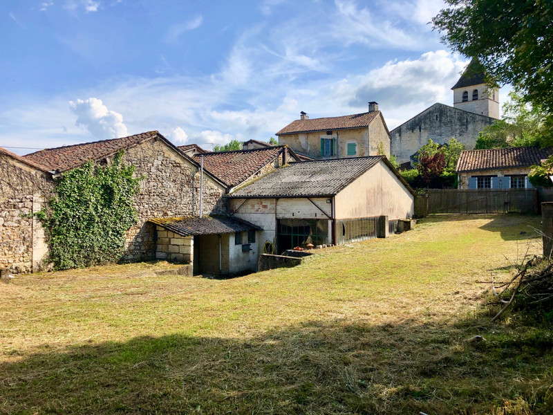French property for sale in Mareuil en Périgord, Dordogne - &#8364;46,600 - photo 2