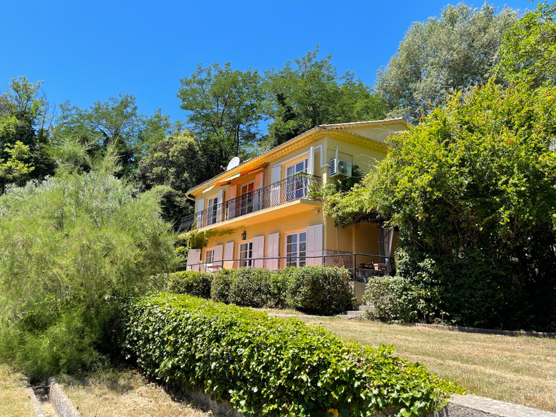 Maison à vendre à Salernes, Var - 465 500 € - photo 1 Maison à vendre à Salernes, Var - 465 500 € - photo 1