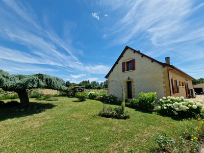 French property for sale in Le Fleix, Dordogne - €232,000 - photo 2