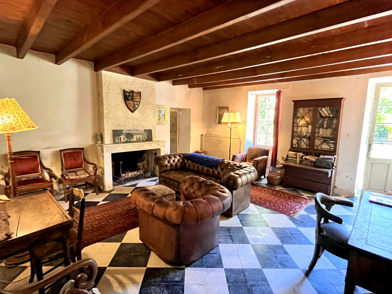 French property for sale in Saint-Palais-sur-Mer, Charente-Maritime - €630,000 - photo 3