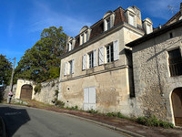 Maison à vendre à Bourdeilles, Dordogne - 477 000 € - photo 1