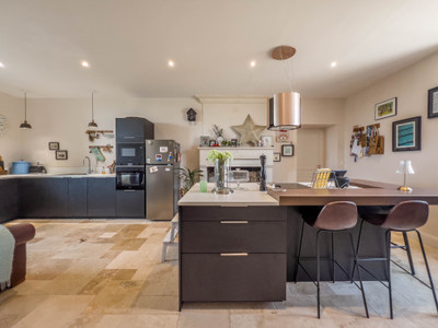French property for sale in Asnières-sur-Nouère, Charente - €593,600 - photo 4