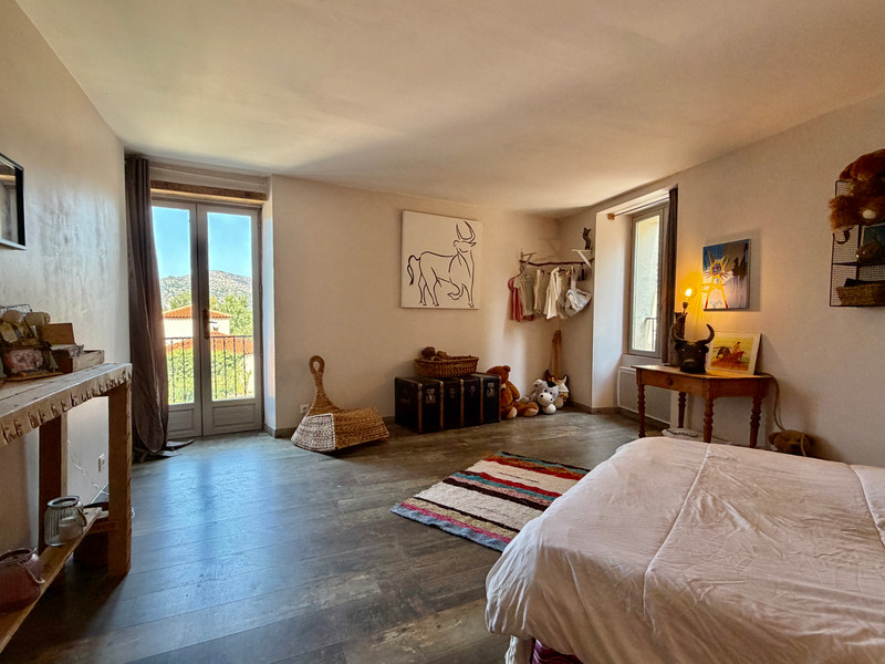 French property for sale in Vinça, Pyrénées-Orientales - €250,000 - photo 4