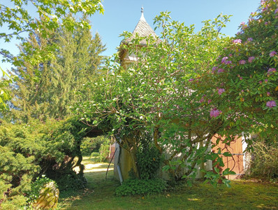 French property for sale in Marcillac-la-Croisille, Corrèze - €420,000 - photo 1