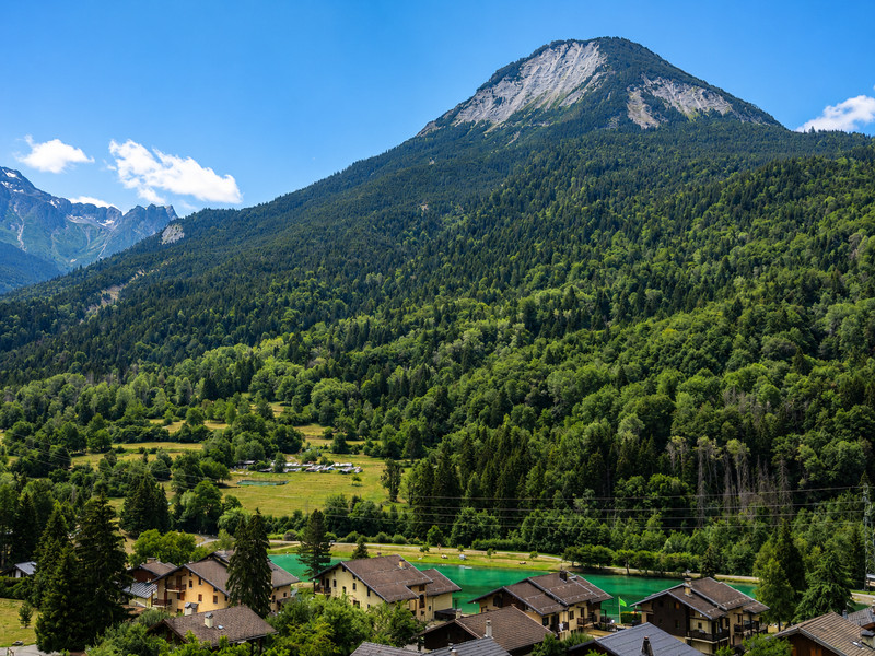 Ski property for sale in Bozel - Courchevel - €1,370,000 - photo 0