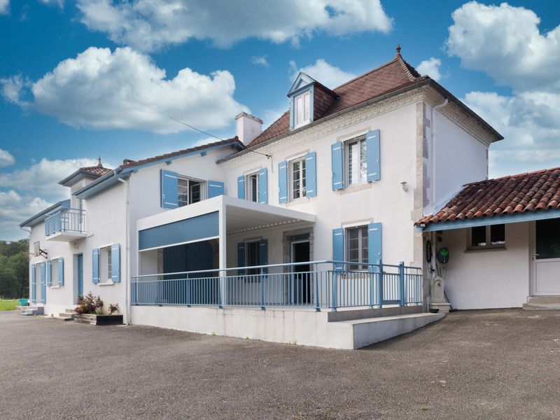 Maison à vendre à Orthez, Pyrénées-Atlantiques - 499.000 € - photo 1
