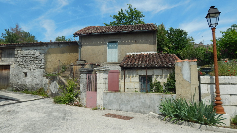 French property for sale in Édon, Charente - €96,500 - photo 6