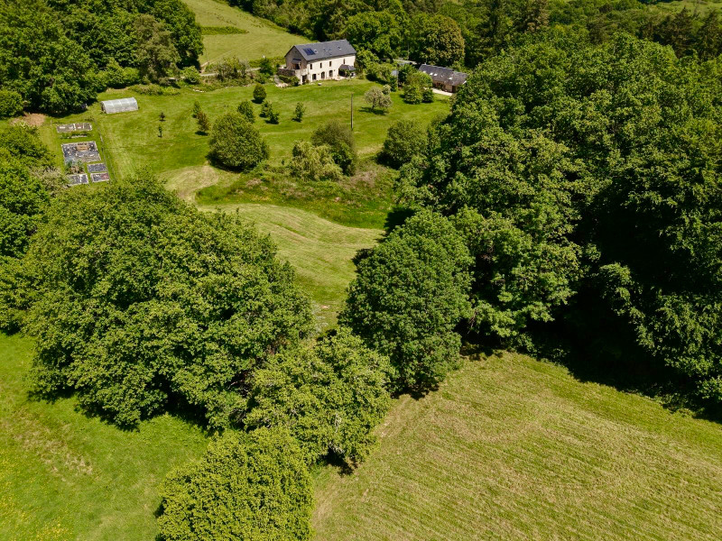 French property for sale in Saint-Hilaire-les-Courbes, Corrèze - €696,960 - photo 13
