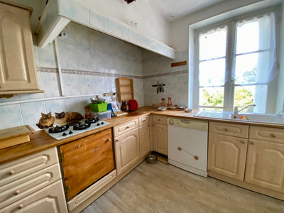 French property for sale in Chabanais, Charente - €66,600 - photo 2
