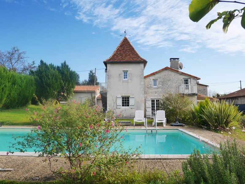 French property for sale in Saint Privat en Périgord, Dordogne - €275,000 - photo 1