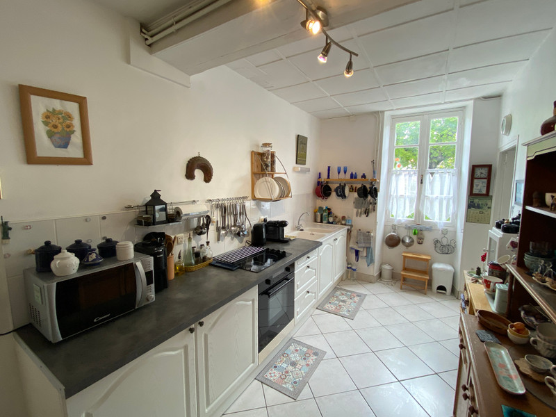 French property for sale in Saint-André-de-Lidon, Charente-Maritime - €186,300 - photo 3