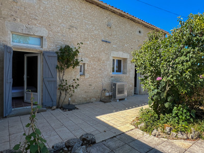 French property for sale in Duras, Lot-et-Garonne - €549,900 - photo 9