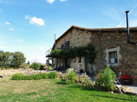 Maison à vendre à Confolens, Charente - 449 400 € - photo 3