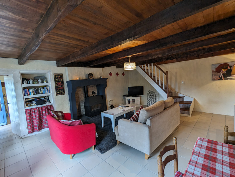 French property for sale in Puy-de-Serre, Vendée - €130,800 - photo 2