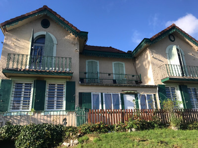 Maison à vendre à Bourbonne-les-Bains, Haute-Marne, Champagne-Ardenne, avec Leggett Immobilier