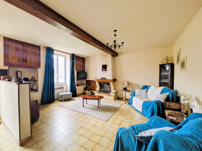 French property for sale in Vausseroux, Deux-Sèvres - €143,000 - photo 2