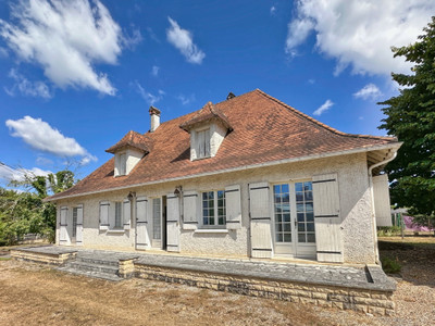 Maison à vendre à Montpon-Ménestérol, Dordogne, Aquitaine, avec Leggett Immobilier