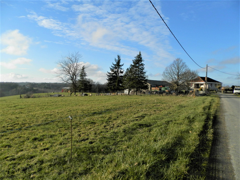 French property for sale in Limeyrat, Dordogne - &#8364;20,000 - photo 4